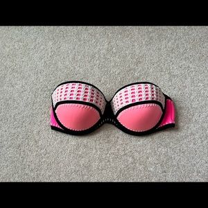 Victoria Secret Crochet Bandeu Swim Top | Size 32DD